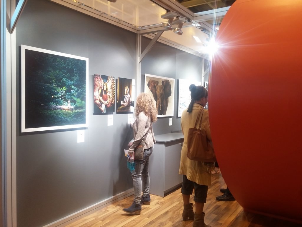 Light painting de christopher hibbert exposé sur le stand de Hahnemühle au salon de la photo 2015 à Paris